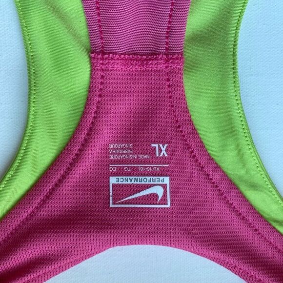 Nike Performance Tank Top With Support - Picture 5 of 9